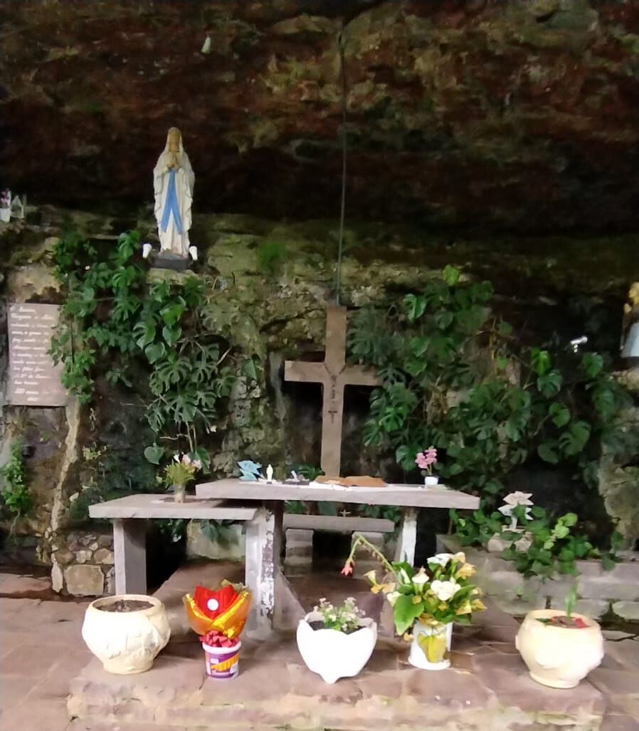 Entre la fe y la aventura yergue la Gruta de Nuestra Señora de Lourdes en Galópolis RS.