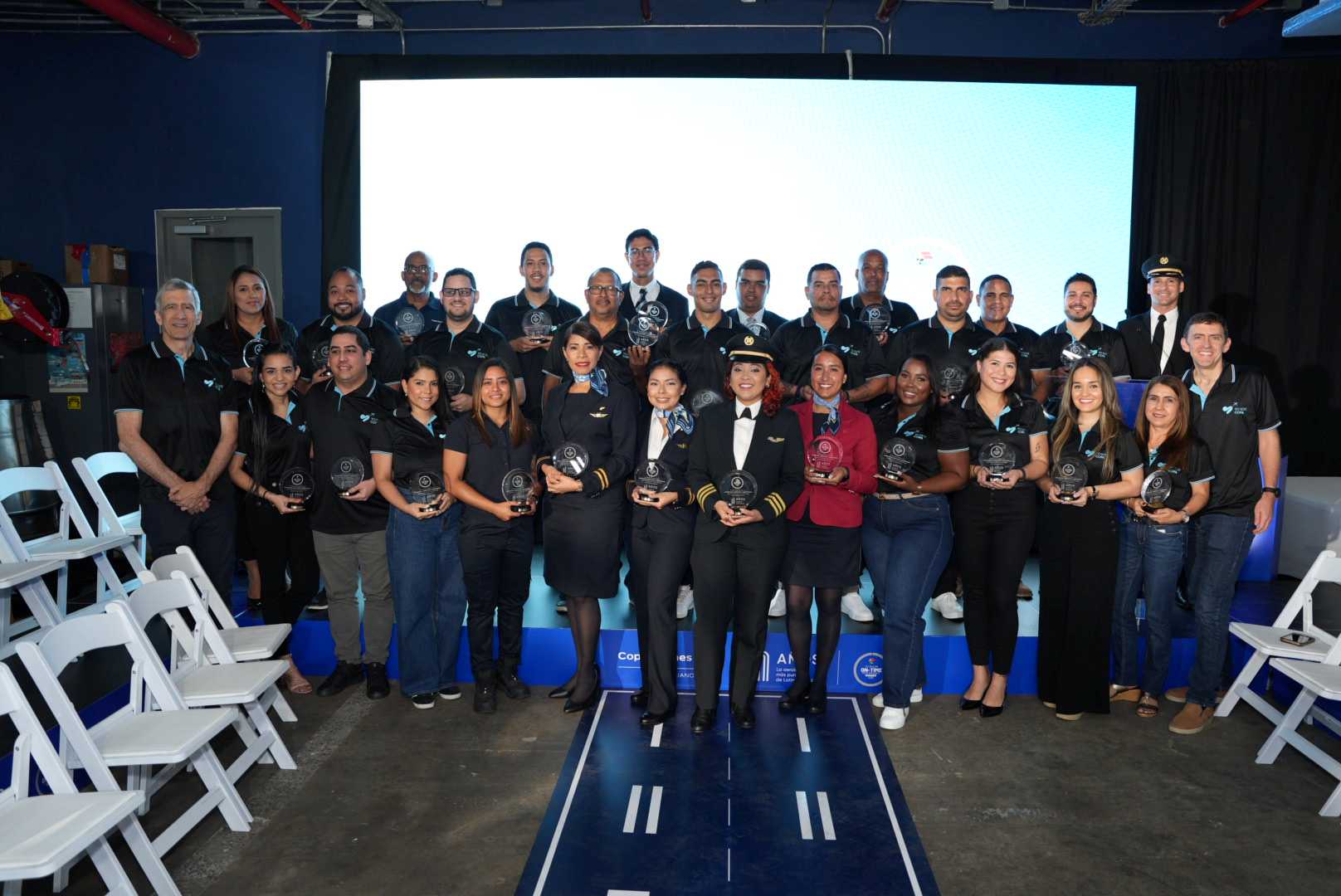 CIRIUM entrega a COPA AIRLINES el reconocimiento como la aerolínea más puntual de Latinoamérica y la segunda del mundo